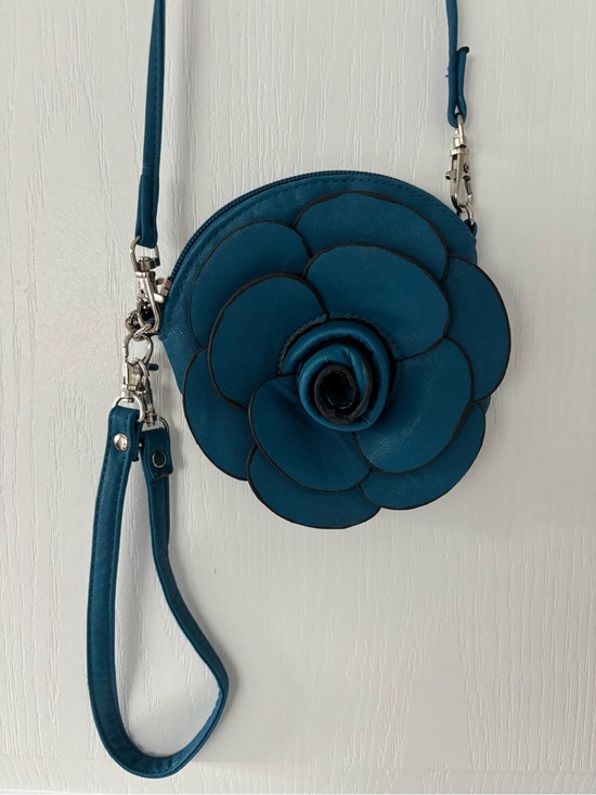 Handbags - Teal Floral Crossbody Wristlet Bag